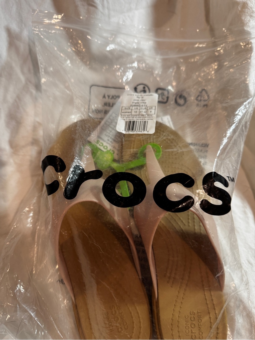 2 pairs CROCS Metallic Blush Pink/tan and Black/black Flip Flop Sandals, size 10 - Picture 4 of 10